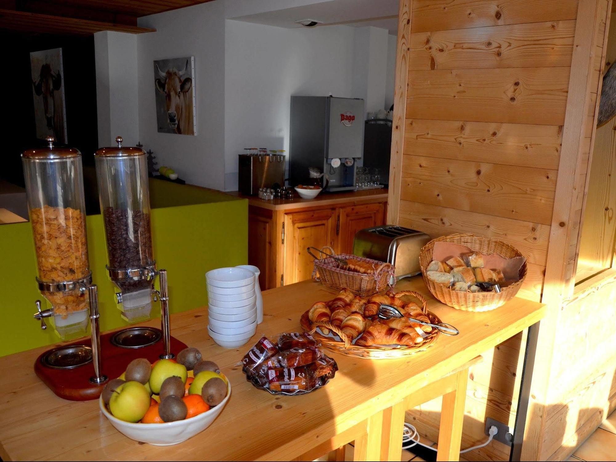 Hotel Les Bruyeres Morzine Exterior photo